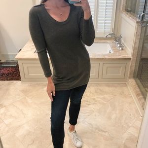 525 America, Size Small, Cashmere, green sweater